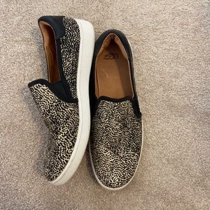 UGG sneakers size 8